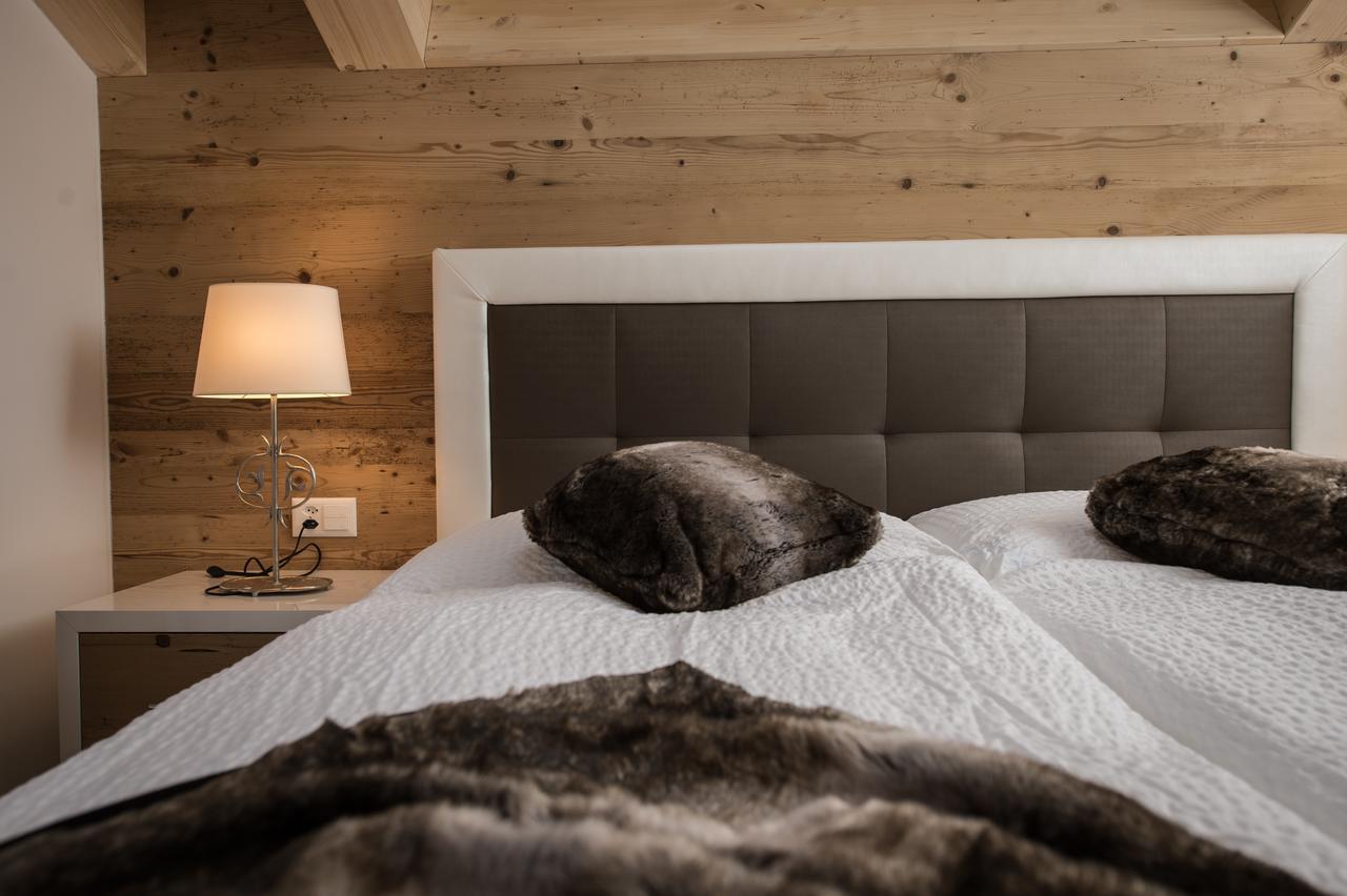 Panorama Ski Lodge Zermatt Room photo