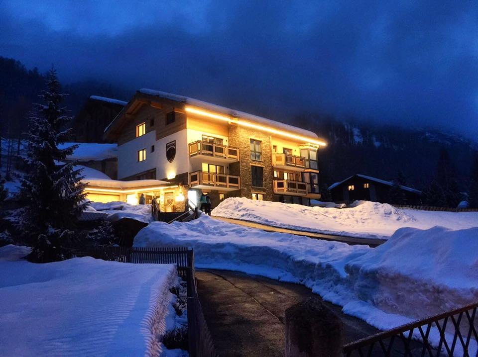 Panorama Ski Lodge Zermatt Exterior photo